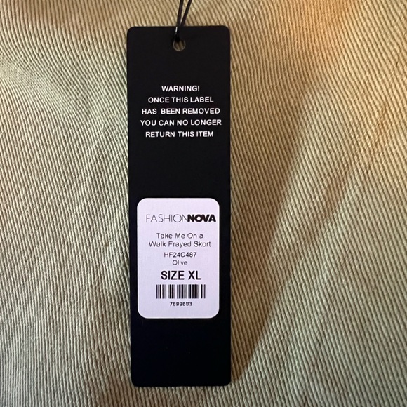 NEW! Fashion Nova Women’s Take Me on a Walk Frayed Skort - Picture 7 of 8